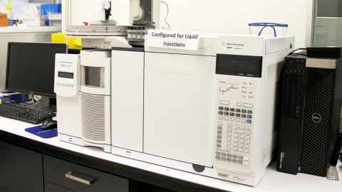 An image of the Agilent 5975C mass spectrometer